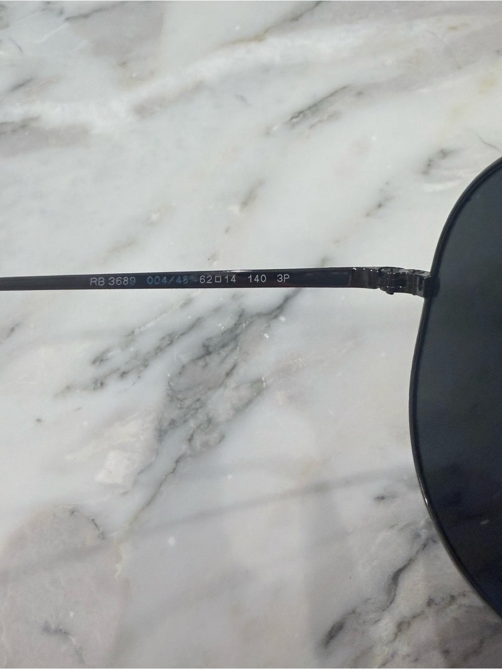 Ray-Ban Aviator Sunglasses in Black and Silver with Case - Picture 4 of 7